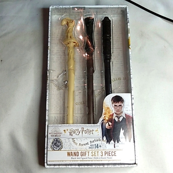 Harry Potter Wand Pens - Picture 1 of 5